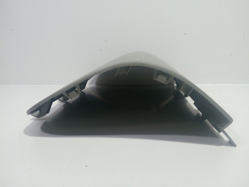 Recambio de moldura para nissan primastar autobús (x83) dci 100 referencia OEM IAM 7700312963  