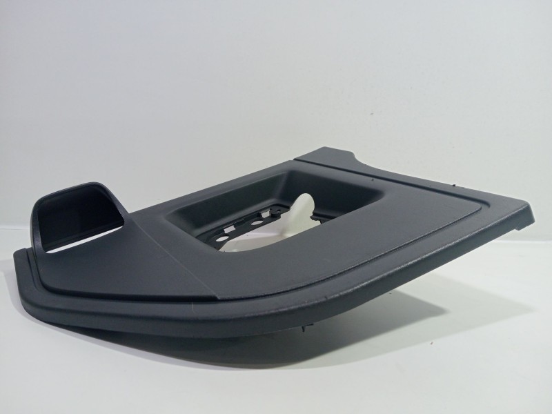 Recambio de moldura para peugeot expert tepee (vf3x_) 2.0 hdi 120 referencia OEM IAM 727N0010ASS0  