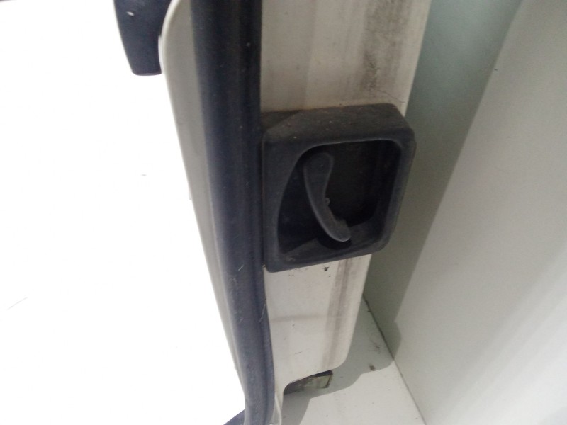 Recambio de porton trasero izquierdo para volkswagen t4 transporter/furgoneta (mod. 1991) caja cerrada referencia OEM IAM 701827