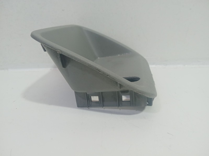 Recambio de porta objetos para nissan primastar autobús (x83) dci 100 referencia OEM IAM 91168902  