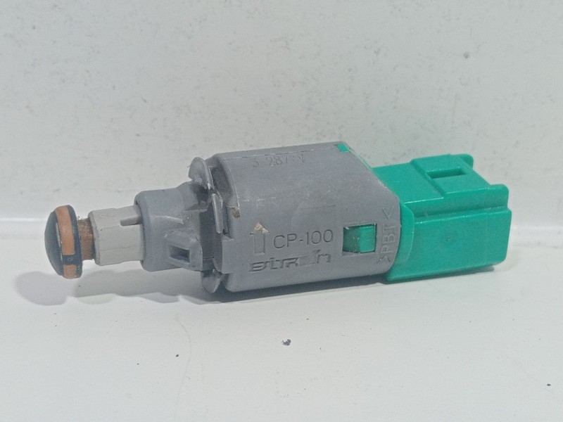 Recambio de sensor para nissan primastar autobús (x83) dci 100 referencia OEM IAM 8200168240  