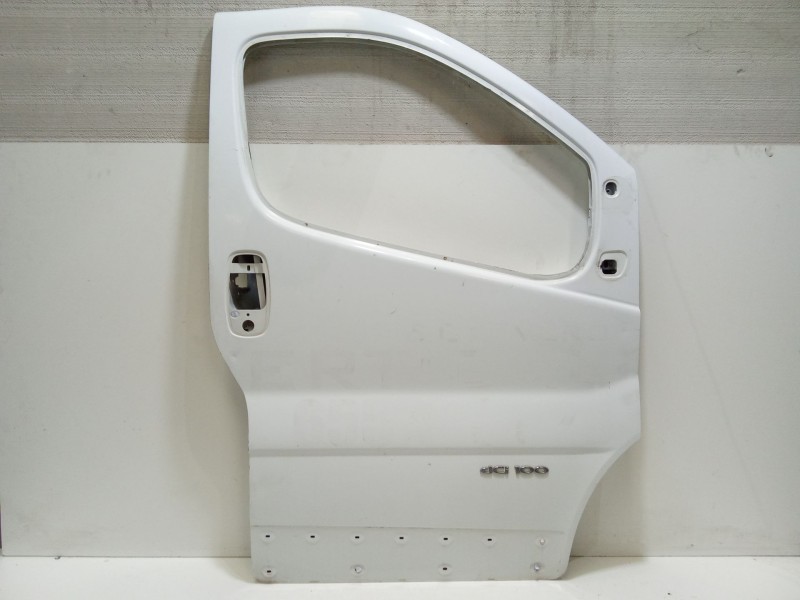 Recambio de puerta delantera derecha para nissan primastar autobús (x83) dci 100 referencia OEM IAM 8010000Q0E  