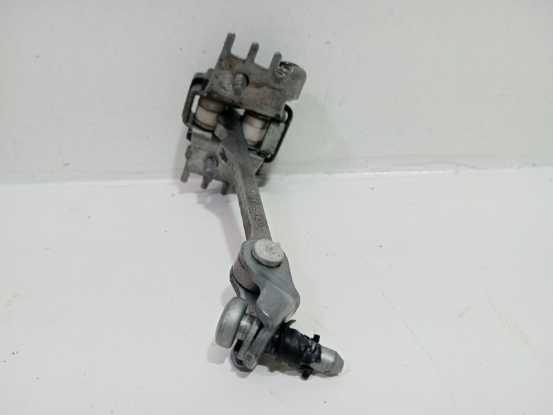 Recambio de retenida de puerta para peugeot expert tepee (vf3x_) 2.0 hdi 120 referencia OEM IAM EXPERTTEPEE(VF3X_)2.0HDi1202007 