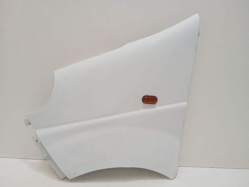 Recambio de aleta delantera izquierda para nissan primastar autobús (x83) dci 100 referencia OEM IAM 6311300Q0A  