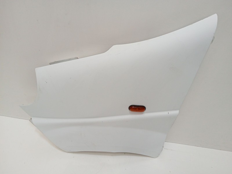 Recambio de aleta delantera izquierda para nissan primastar autobús (x83) dci 100 referencia OEM IAM 6311300Q0A  