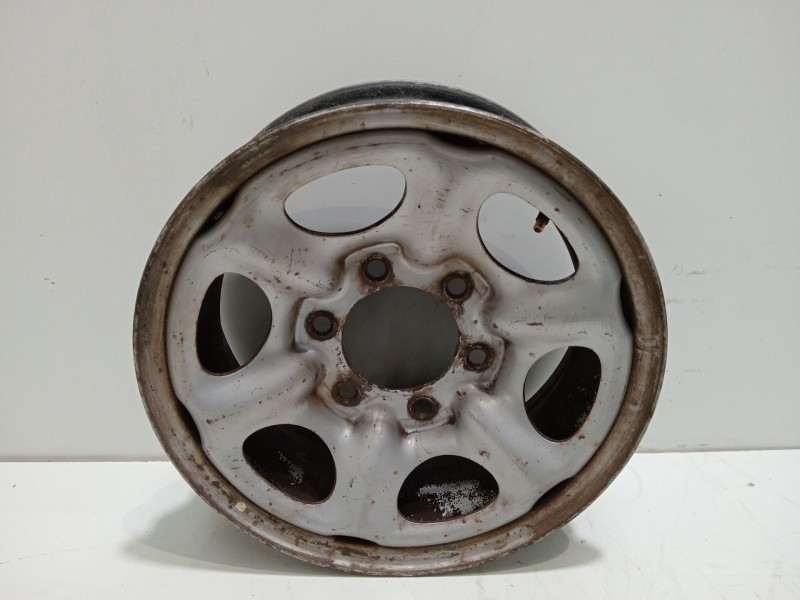 Recambio de juego llantas para nissan terrano/terrano.ii (r20) comfort plus referencia OEM IAM TERRANO/TERRANO.II(R20)Comfort  