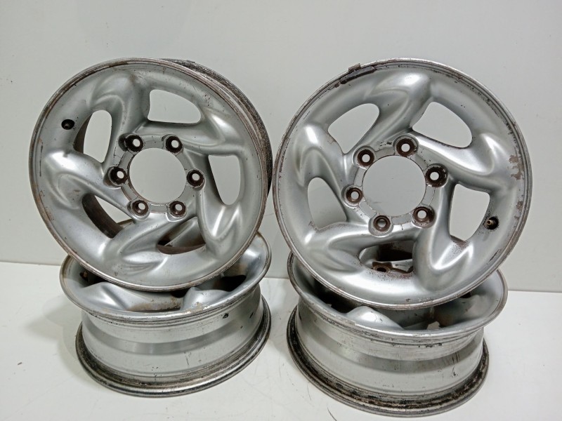 Recambio de juego llantas para mitsubishi montero (v20/v40) 2500 td gl (3-ptas.) referencia OEM IAM MITSUBISHIMONTERO(V20/V40)  