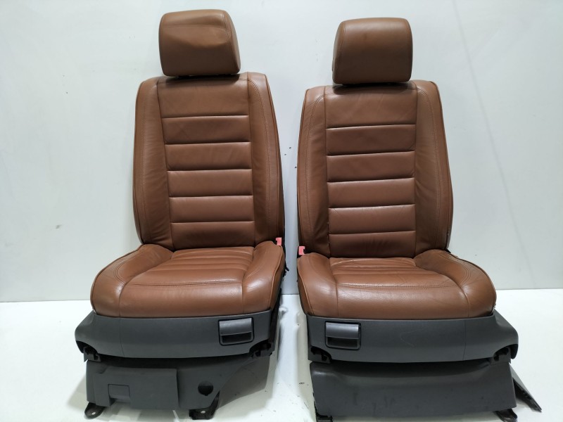 Recambio de juego asientos completo para volkswagen touareg (7la) tdi v10 referencia OEM IAM AYH  