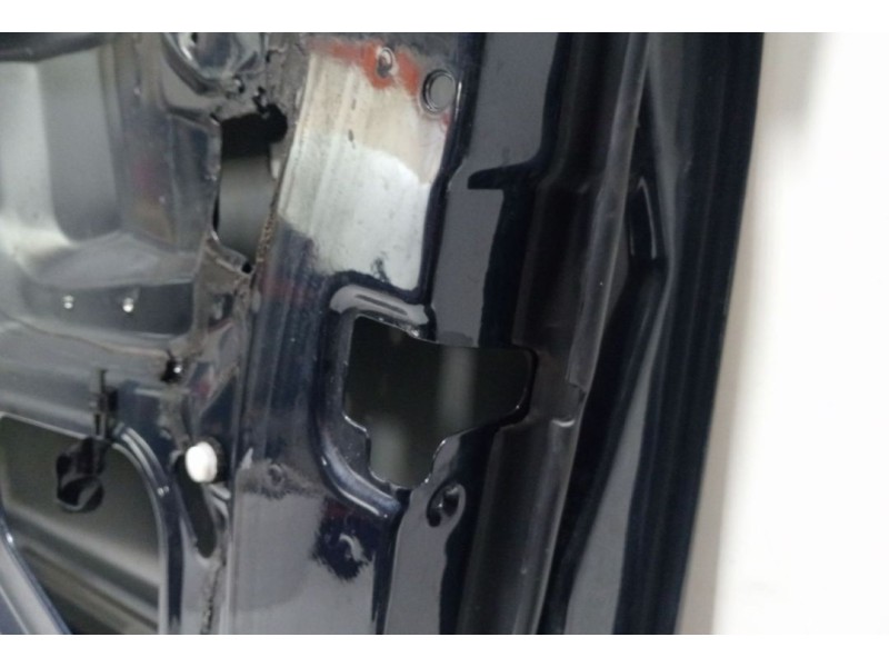 Recambio de puerta delantera derecha para mercedes-benz clase m (w163) ml 270 cdi (163.113) referencia OEM IAM OM612.963  