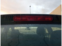 Recambio de piloto trasero central para citroën c3 iii (sx) 1.5 bluehdi 100 (sxyhyp, sxyhtu) referencia OEM IAM YHT(DV5RCF)YHY(D