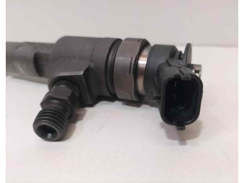 Recambio de inyector para peugeot 206 berlina xs clim referencia OEM IAM 0445110135 85836 