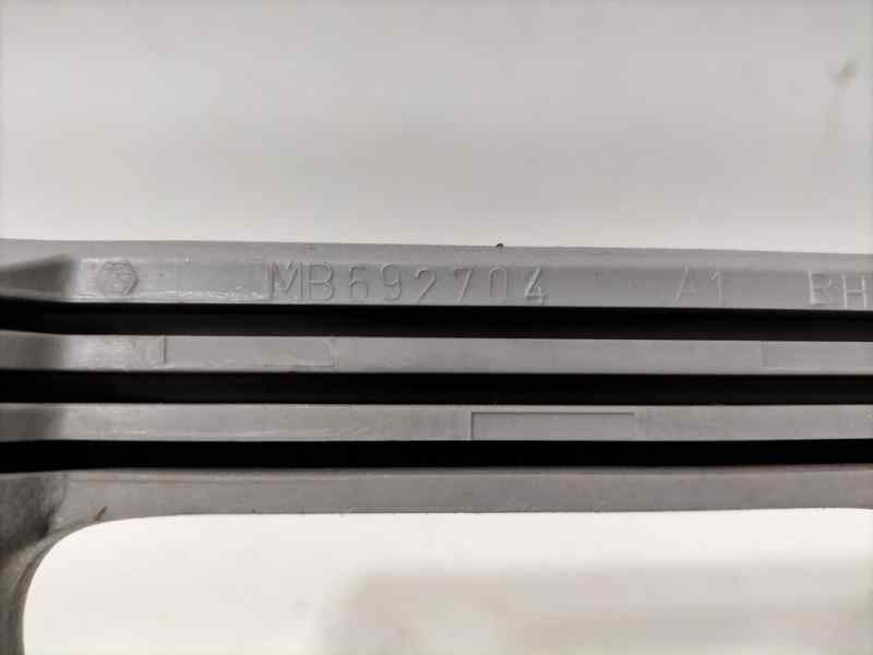 Recambio de maneta interior delantera derecha para mitsubishi montero (v60/v70) 3.2 di-d gls kaiteki (5-ptas.) referencia OEM IA