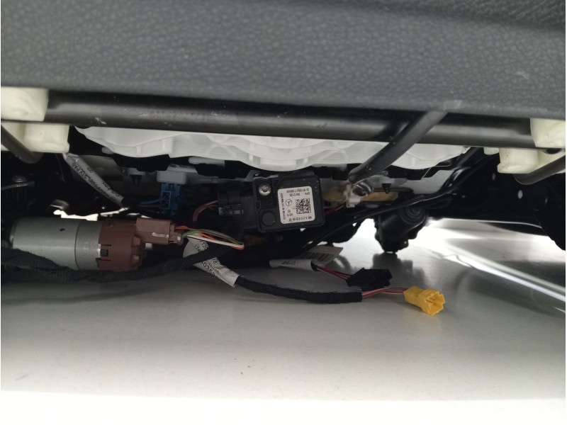 Recambio de juego asientos completo para mercedes-benz clase c (w205) familiar c 220 t d (205.214) referencia OEM IAM clasecw205