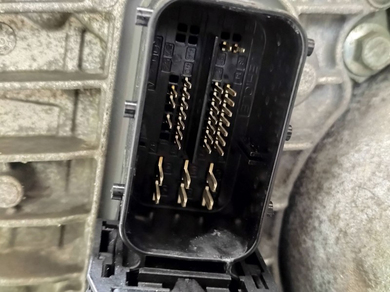 Recambio de caja cambios para renault clio iv (bh_) 1.6 rs (bhj4, bhj6, bhmm) referencia OEM IAM 320103849R  