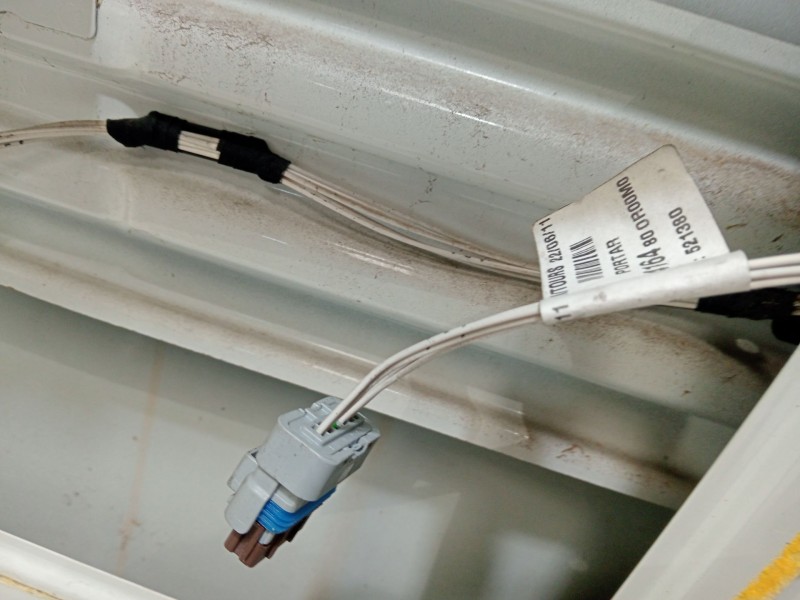 Recambio de puerta lateral corredera derecha para peugeot expert tepee (vf3x_) 2.0 hdi 120 referencia OEM IAM EXPERTTEPEE(VF3X_)