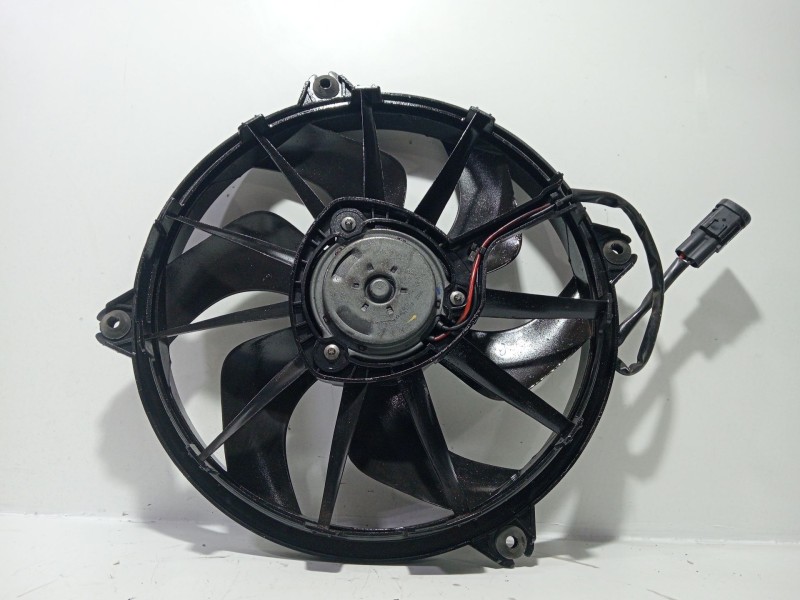 Recambio de electroventilador para peugeot expert tepee (vf3x_) 2.0 hdi 120 referencia OEM IAM 11193B2006  