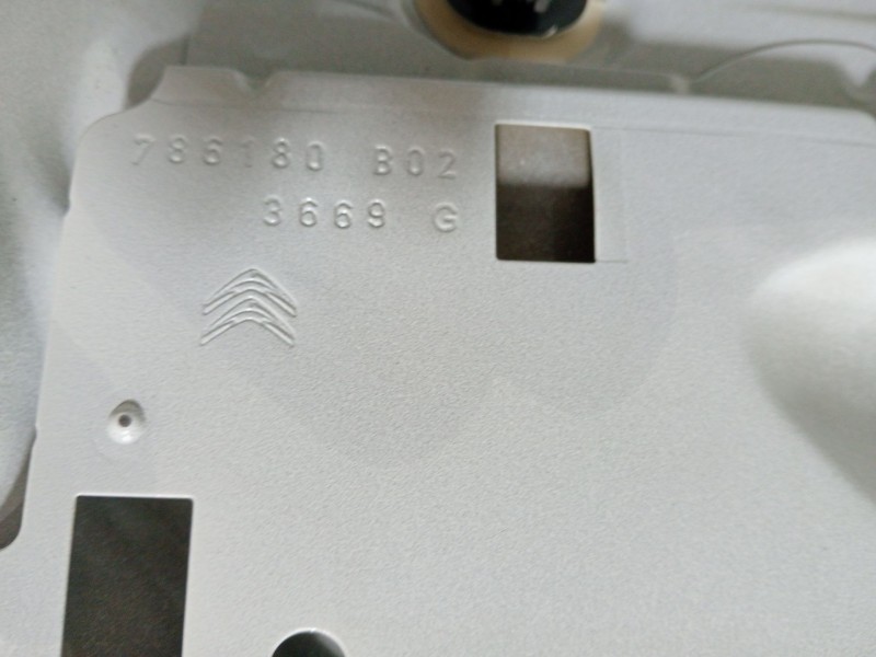 Recambio de puerta delantera izquierda para citroën c4 spacetourer (3d_) 1.5 bluehdi 130 referencia OEM IAM 786180B02  