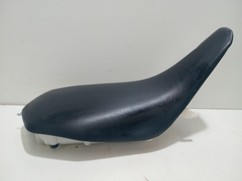 Recambio de asiento delantero izquierdo para yamaha quad atv wolverine 350 año 2007 referencia OEM IAM YAMAHAQUADATV´2007WOLVERI