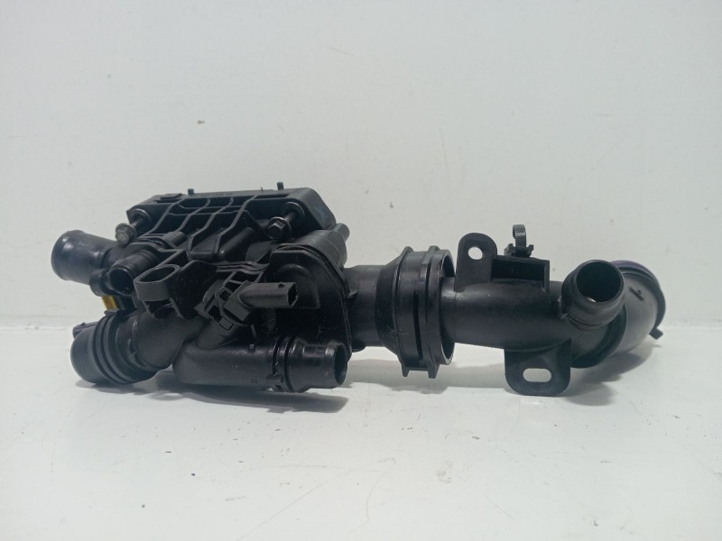 Recambio de termostato para seat leon (1p1) 1.9 tdi referencia OEM IAM 9812113780  