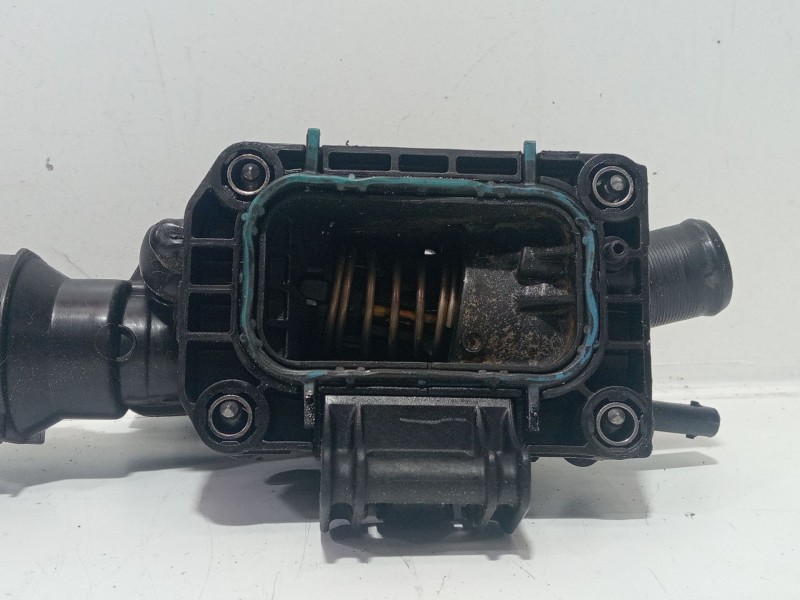 Recambio de termostato para seat leon (1p1) 1.9 tdi referencia OEM IAM 9812113780  