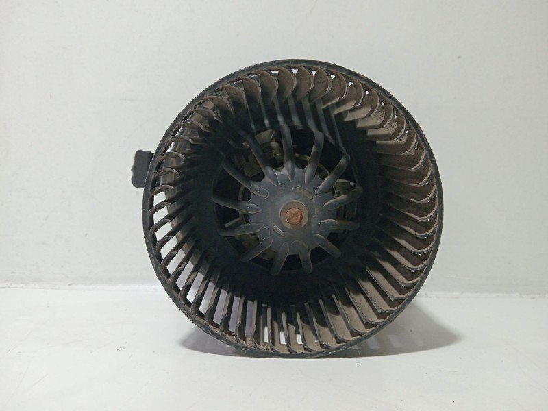 Recambio de motor calefaccion para renault clio iii (br0/1, cr0/1) 1.2 16v (br02, br0j, br11, cr02, cr0j, cr11) referencia OEM I