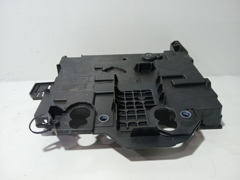 Recambio de soporte bateria para renault clio iii (br0/1, cr0/1) 1.2 16v (br02, br0j, br11, cr02, cr0j, cr11) referencia OEM IAM