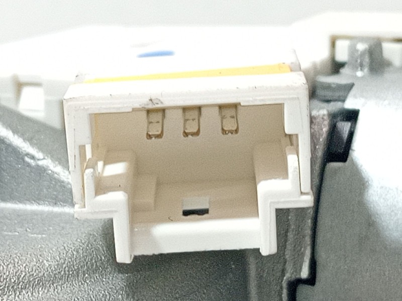 Recambio de motor limpia trasero para renault clio iii (br0/1, cr0/1) 1.2 16v (br02, br0j, br11, cr02, cr0j, cr11) referencia OE