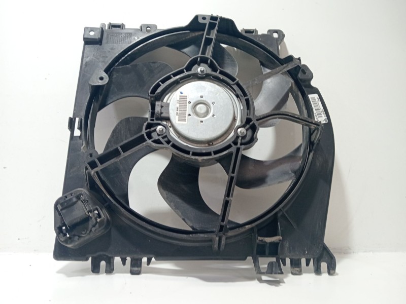 Recambio de electroventilador para renault clio iii (br0/1, cr0/1) 1.2 16v (br02, br0j, br11, cr02, cr0j, cr11) referencia OEM I