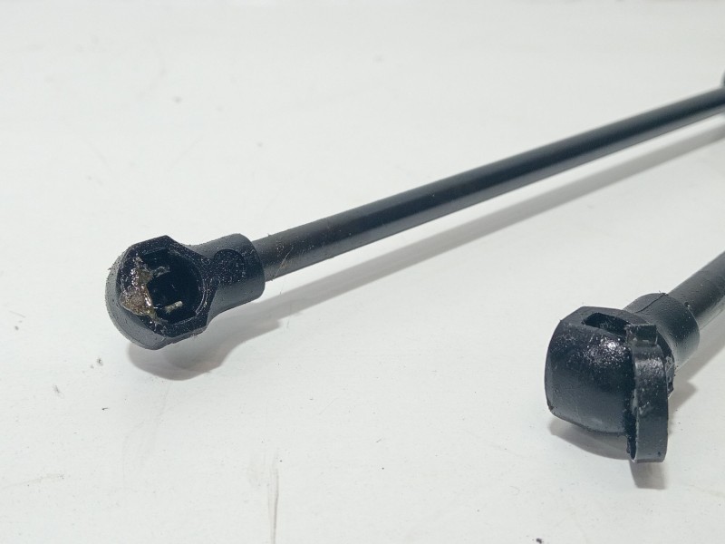 Recambio de botellas de capota para renault clio iii (br0/1, cr0/1) 1.2 16v (br02, br0j, br11, cr02, cr0j, cr11) referencia OEM 