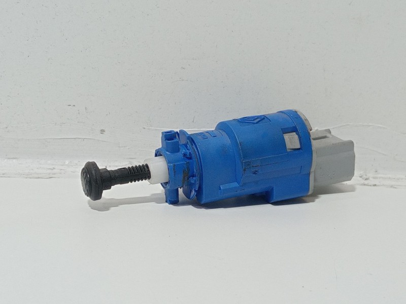 Recambio de sensor para renault clio iii (br0/1, cr0/1) 1.2 16v (br02, br0j, br11, cr02, cr0j, cr11) referencia OEM IAM 82005295