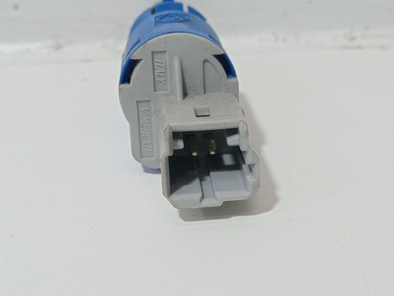 Recambio de sensor para renault clio iii (br0/1, cr0/1) 1.2 16v (br02, br0j, br11, cr02, cr0j, cr11) referencia OEM IAM 82005295