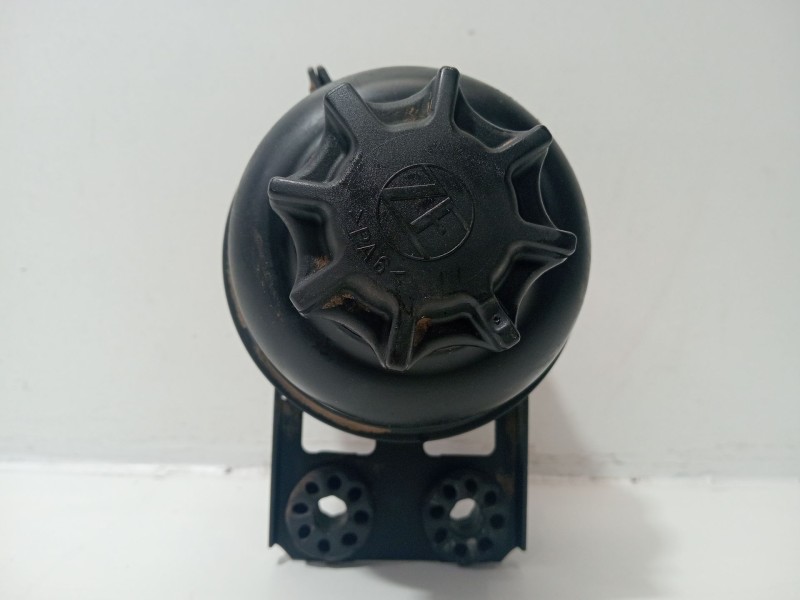 Recambio de deposito servo para land rover range rover iii (l322) 4.4 4x4 referencia OEM IAM RANGEROVERIII(L322)4.44x42002-2005 