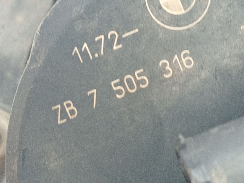 Recambio de valvula aire adicional para land rover range rover iii (l322) 4.4 4x4 referencia OEM IAM 7505316  