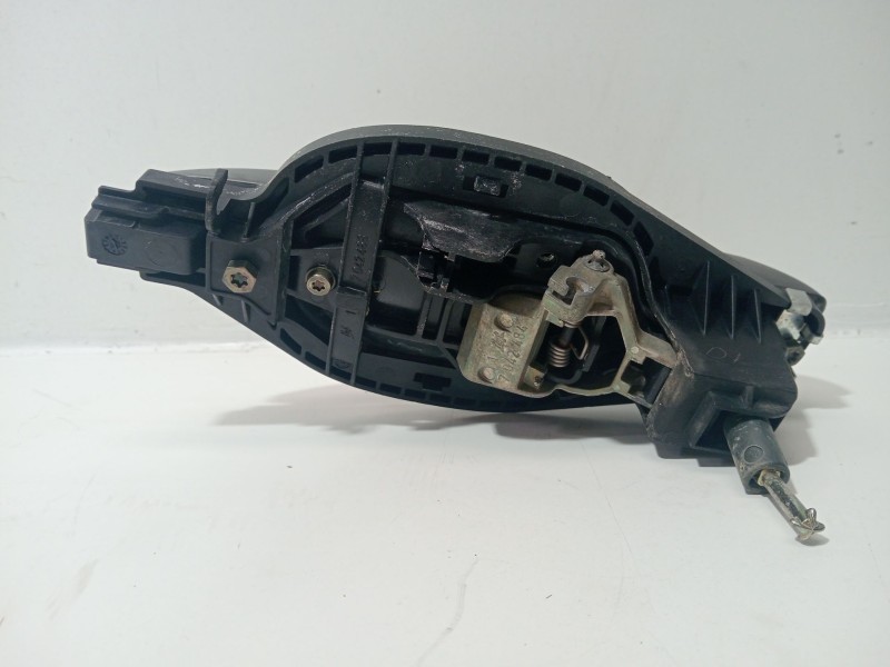 Recambio de maneta exterior delantera izquierda para land rover range rover iii (l322) 4.4 4x4 referencia OEM IAM 7042484  
