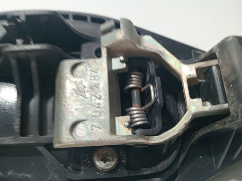 Recambio de maneta exterior delantera izquierda para land rover range rover iii (l322) 4.4 4x4 referencia OEM IAM 7042484  