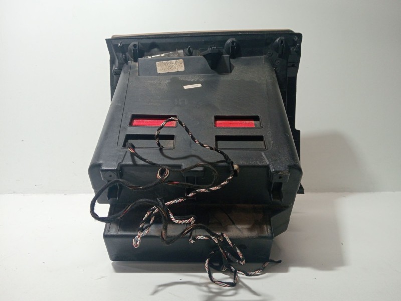 Recambio de guantera para land rover range rover iii (l322) 4.4 4x4 referencia OEM IAM ROVERIII(L322)4.44x42002-2005  