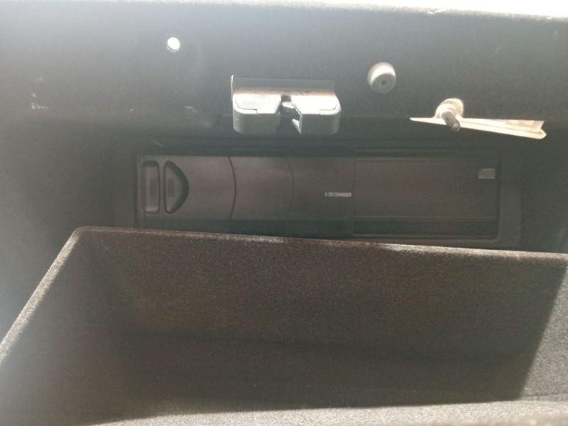 Recambio de guantera para land rover range rover iii (l322) 4.4 4x4 referencia OEM IAM ROVERIII(L322)4.44x42002-2005  