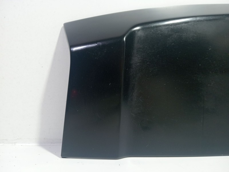 Recambio de aleron trasero para land rover range rover iii (l322) 4.4 4x4 referencia OEM IAM RANGEROVERIII(L322)4.44X4(2002-2005