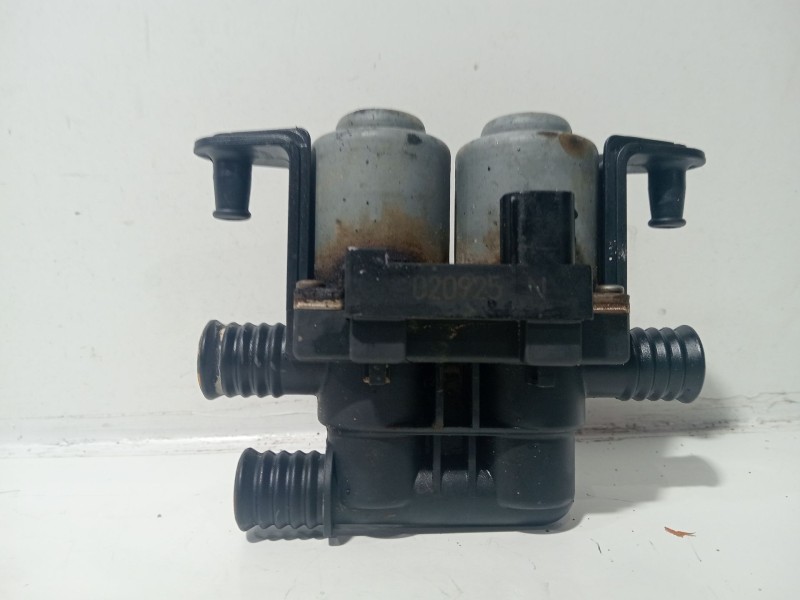 Recambio de valvula intercambio de calefaccion para land rover range rover iii (l322) 4.4 4x4 referencia OEM IAM 6412837499502  