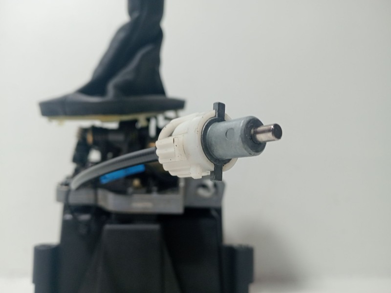 Recambio de palanca cambio para land rover range rover iii (l322) 4.4 4x4 referencia OEM IAM RANGEROVERIII(L322)4.44X4(2002-2005