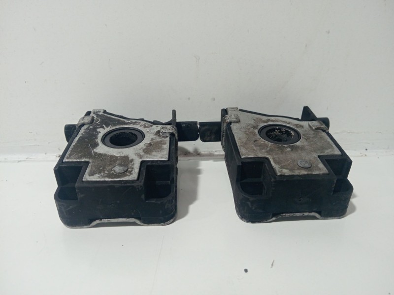 Recambio de cerradura capot para land rover range rover iii (l322) 4.4 4x4 referencia OEM IAM RANGEROVERIII(L322)4.44X4(2002-200