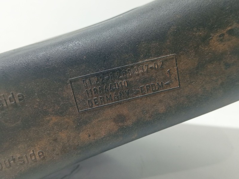 Recambio de retenida de puerta para land rover range rover iii (l322) 4.4 4x4 referencia OEM IAM 826533702  