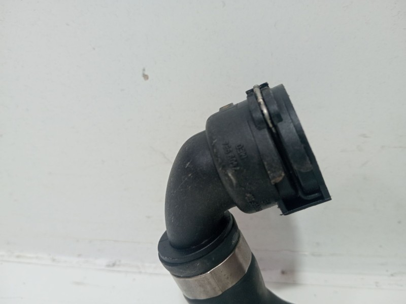 Recambio de tubo refrigerante para land rover range rover iii (l322) 4.4 4x4 referencia OEM IAM RANGEROVERIII(L322)4.44X4(2002-2