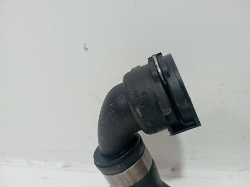 Recambio de tubo refrigerante para land rover range rover iii (l322) 4.4 4x4 referencia OEM IAM RANGEROVERIII(L322)4.44X4(2002-2