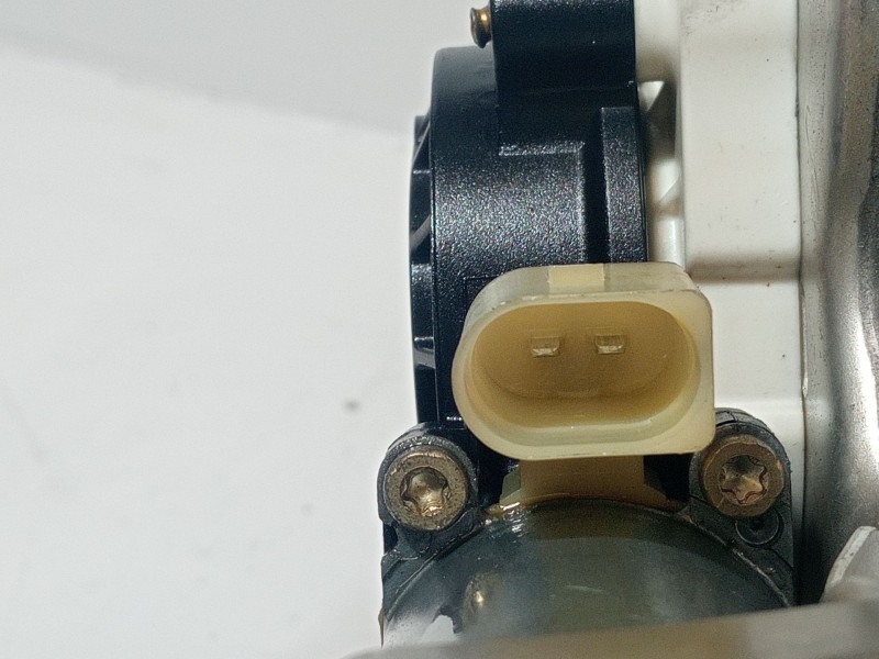 Recambio de elevalunas delantero derecho para land rover range rover iii (l322) 4.4 4x4 referencia OEM IAM CHU000182  