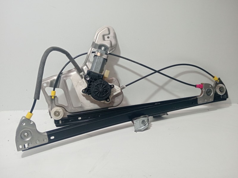 Recambio de elevalunas delantero izquierdo para land rover range rover iii (l322) 4.4 4x4 referencia OEM IAM CHU000192  