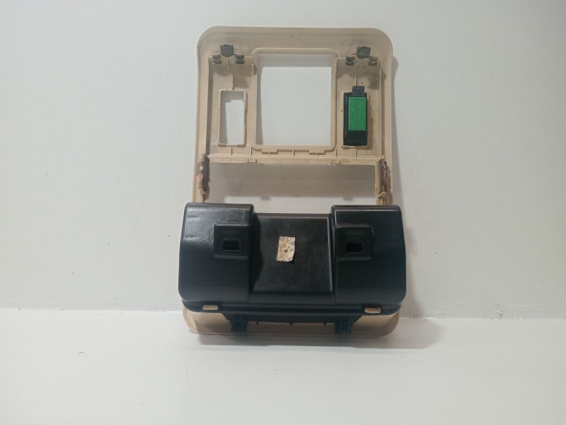 Recambio de moldura para land rover range rover iii (l322) 4.4 4x4 referencia OEM IAM 239358  