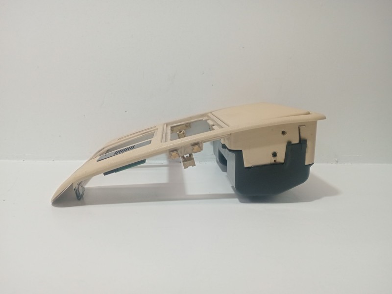 Recambio de moldura para land rover range rover iii (l322) 4.4 4x4 referencia OEM IAM 239358  