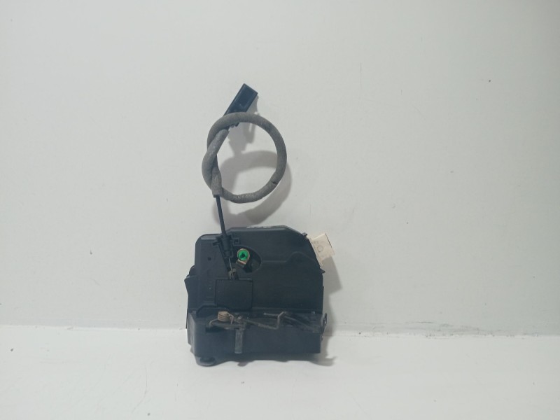 Recambio de cerradura puerta delantera derecha para land rover range rover iii (l322) 4.4 4x4 referencia OEM IAM RANGEROVERIII(L