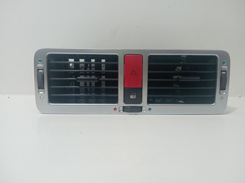 Recambio de rejilla aireadora para land rover range rover iii (l322) 4.4 4x4 referencia OEM IAM 52400284060  